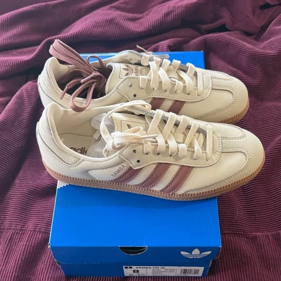 NWT Adidas Samba OG W - Picture 3 of 5